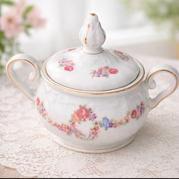 Bavaria Other - Vtg Winterling Germany Porcelain Bowl w lid floral and gold trim sugar/tea bags